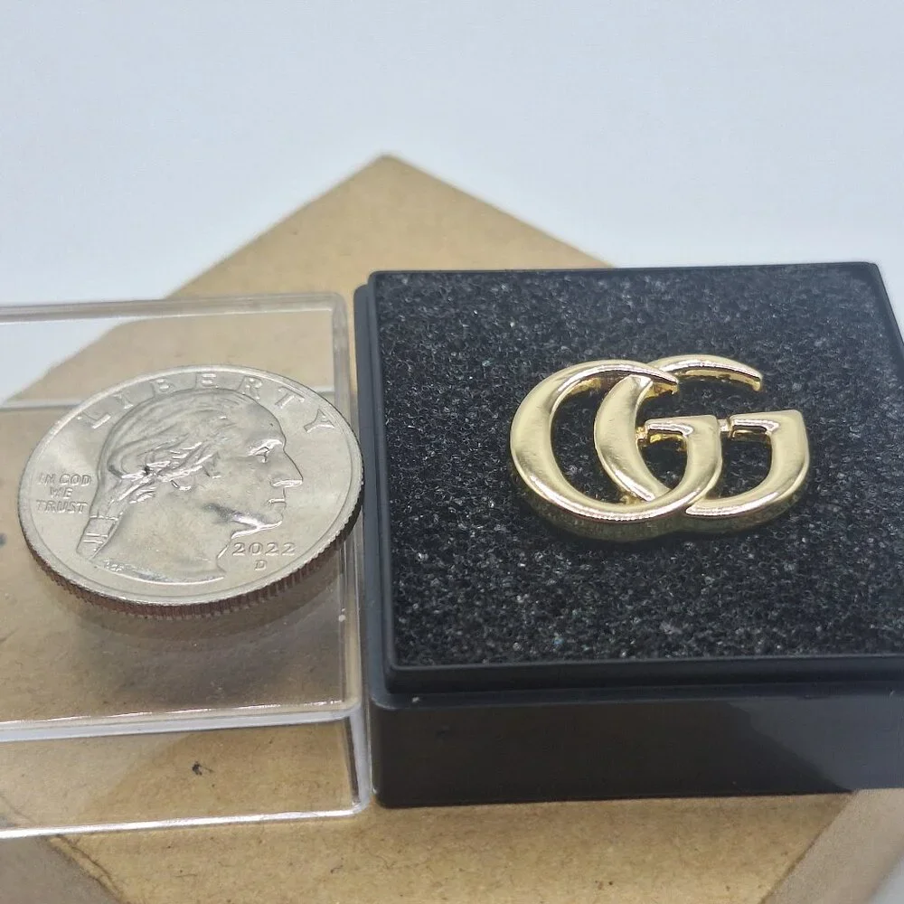 Small Vintage Gucci Interlocking G Tie Tack Pin Brooch - Picture 4 of 8